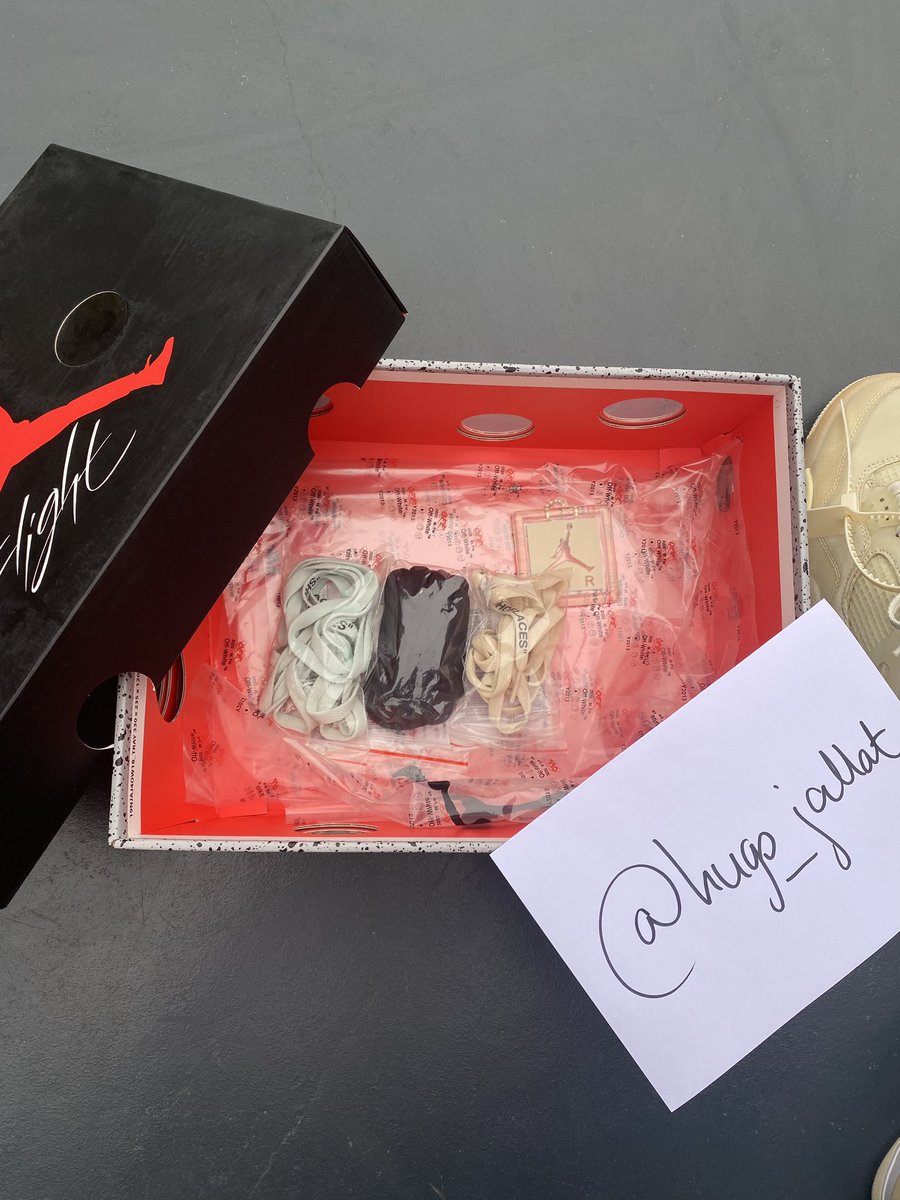 hugojallat's tweet photo. Yo!

WTS J4 OW Sail en 8,5us men.
Cop sur SNKRS (facture à l’appui).
Je l’ai portée mais j’en ai pris très soin ! État 8,75-9/10. + de photos en pv.
OG box with OG all.
Dm si intéressé !

RT/fav appréciés 🫶🏼✨🙏🏼

PS : WTB dunk sb stussy cherry 8,5-9us au passage🥹 https://t.co/7gsOc63Lji