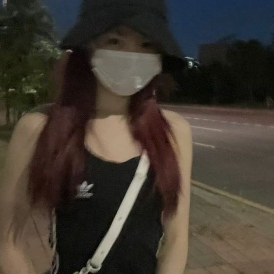 itlogzbula's tweet photo. ⠀⠀   ⠀   ⠀  ⠀ ⠀⠀
[092622] 🐱

“오랜만이야 헤헤.. 내가 모든 것에서 탈출하는 동안 나와 함께 할래? 밤 산책은 정말 치료적이야. ⸜( ◜࿁◝ )⸝ ”

#CURSEAN #ITLOGZBULA #ITLOGZBBL
 ⠀⠀   ⠀   ⠀ https://t.co/TlA2DVeA9Y