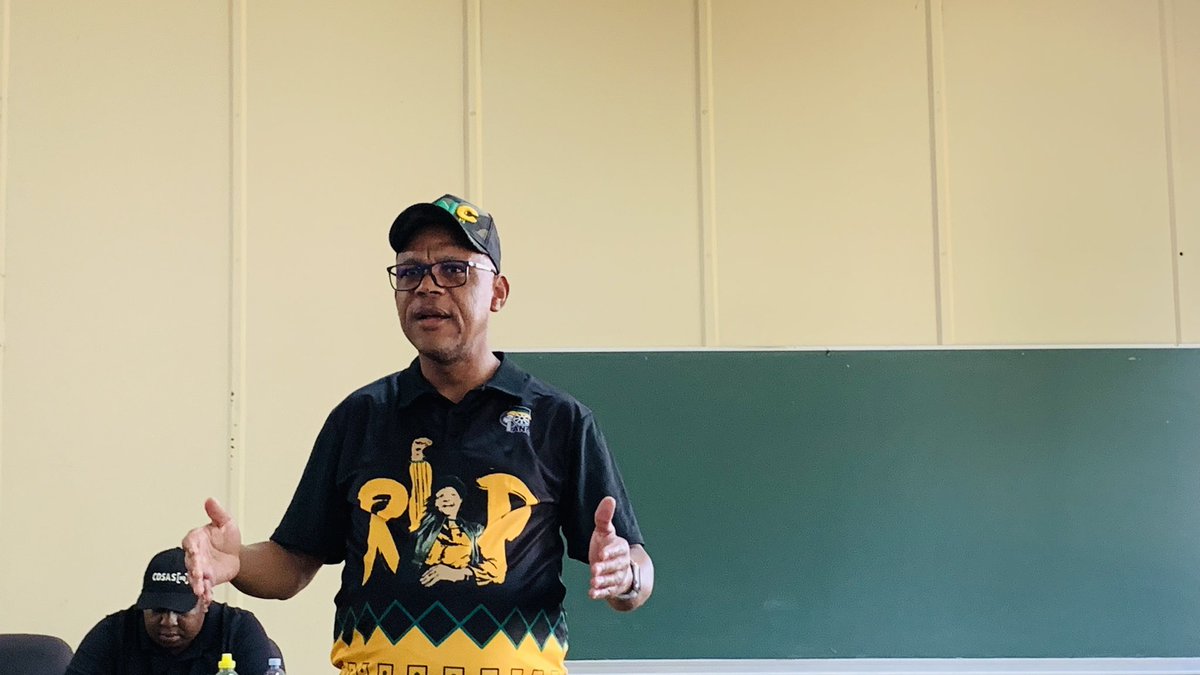 UJSASCO_APB's tweet photo. Volunteer induction @MYANC 🖤💚💛
UJAPBSASCO. https://t.co/m1O1LtCIgD