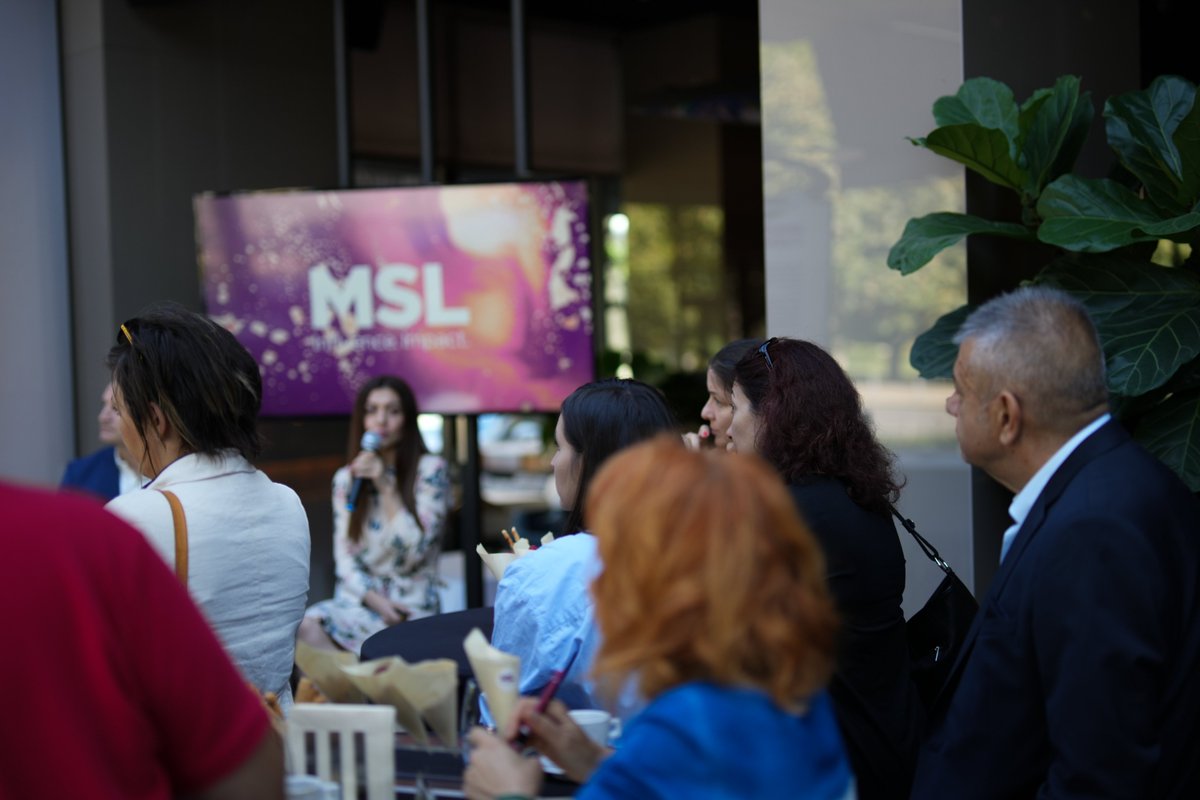 MSL_Sofia's tweet photo. С Pragmatica направихме съвместно проучване, посветено на инфлуенсър маркетинга в България за 2022 г. Всички вълнуващи резултати са достъпни и тук: https://t.co/o4ZzKiox7T
#InfluenceImpact #MSLInsights #FromInsightToAction #ChangeWithAction #influencermarketing https://t.co/JxVnlcR514