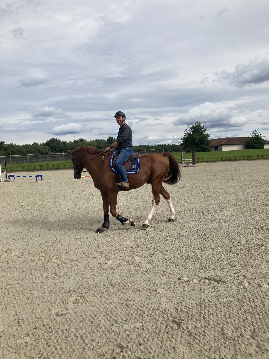 Merci à Maeva pour son accueil aux Haras de Dukes 🐎
Au programme découverte du Haras et de la toiture signée @eternit_fr, sans oublier une balade à cheval avec la mascotte du centre « Dukes » 😉
<a href="/Co_Farming/">#CoFarming</a>