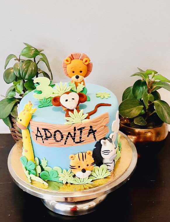 ElfegnG's tweet photo. At this #Meskel festivity, @Adonia is celebrating his birthday. And we put our creative abilities to make his cake so delicious and beautiful.
 Happy birthday Adonia.
Order yours 
☎️ +25111 639 4951
📱 +251 97 398 1818
https://t.co/CcnMq0l3eF 
#cake #bithday #Ethiopia https://t.co/XwBP8UNoO3