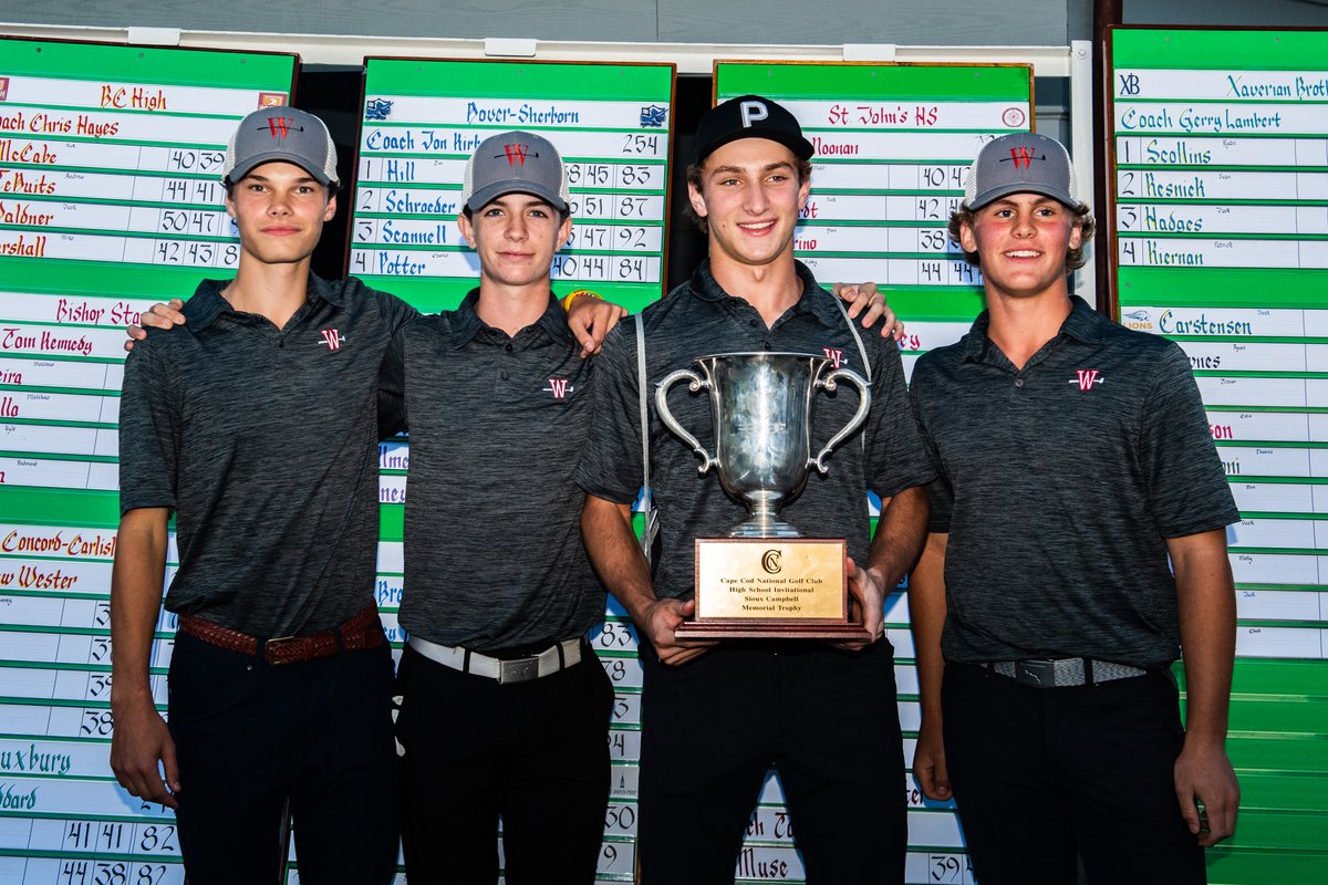 This past weekend Wellesley hoisted the Sioux Campbell Memorial Trophy at the 6th Annual Cape Cod National GC High School Invitational. Ryan Downes of Longmeadow HS fired a tourney record four-under 68 to successfully defend his individual title. Congrats to all!

📸: Allen Gunn