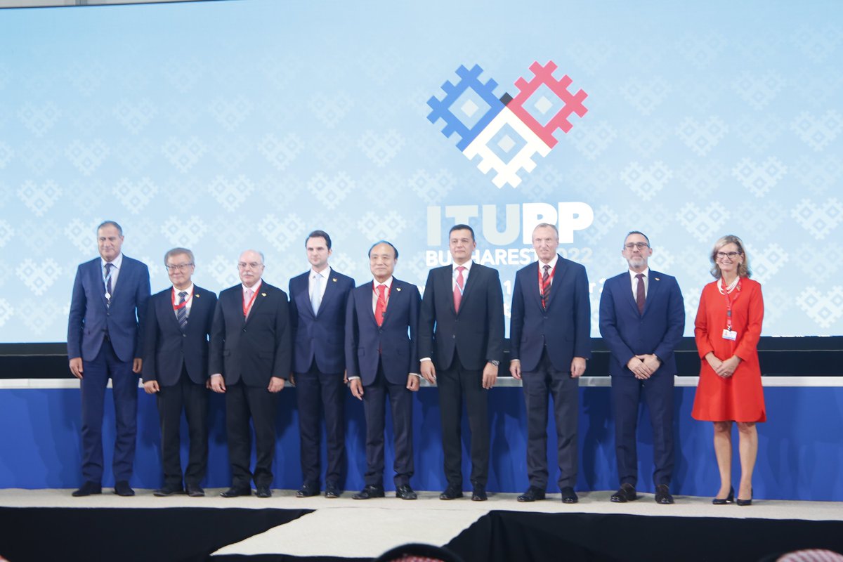 CA_Kenya's tweet photo. The @ITU Plenipotentiary Conference 2022 has officially opened in Bucharest Romania today.The Conference was officially opened by @ITUSecGen 
 Houlin Zhao among other delegates from the Romanian government. https://t.co/zt6KrohOax