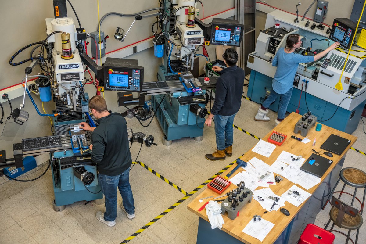 projectmanus's tweet photo. OPEN TO ALL MIT COMMUNITY MEMBERS: Open Hours and Orientation Schedules for The Deep (37-072) and Metropolis (6C-006B) makerspaces now posted. First-year students @ https://t.co/vS26BD7GNu for MakerLodge. All others @ https://t.co/BlKgZtRFYq to learn more about joining #mitmaking https://t.co/kzTfaPZDQ2