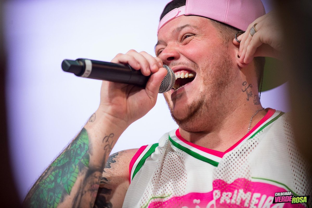 Morromangueira's tweet photo. NOVEMBRO TEM SHOWZÃO DO FERRUGEM NA 💚💗💚💗

CALMA QUE VEM MAIS NOVIDADES 😜

EXPLANAAAAA 💥 https://t.co/z0jcliW5E1