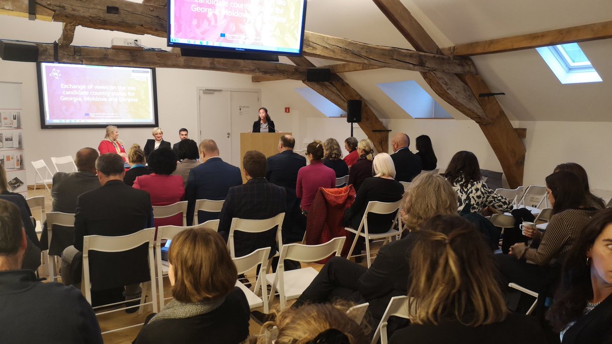 Platforma4Dev's tweet photo. The political exchange of views on the "Associated Trio" EU candidate country status for Georgia 🇬🇪, Moldova 🇲🇩 &amp; Ukraine 🇺🇦 moderated by @marlenesimeon just started 

With @CALM_Congress, @nalagge, #AUC, #ZELS, #ELVL &amp; @EP_ThinkTank 

#cemrmeets #EaPlocal https://t.co/FaiGBsP89Y
