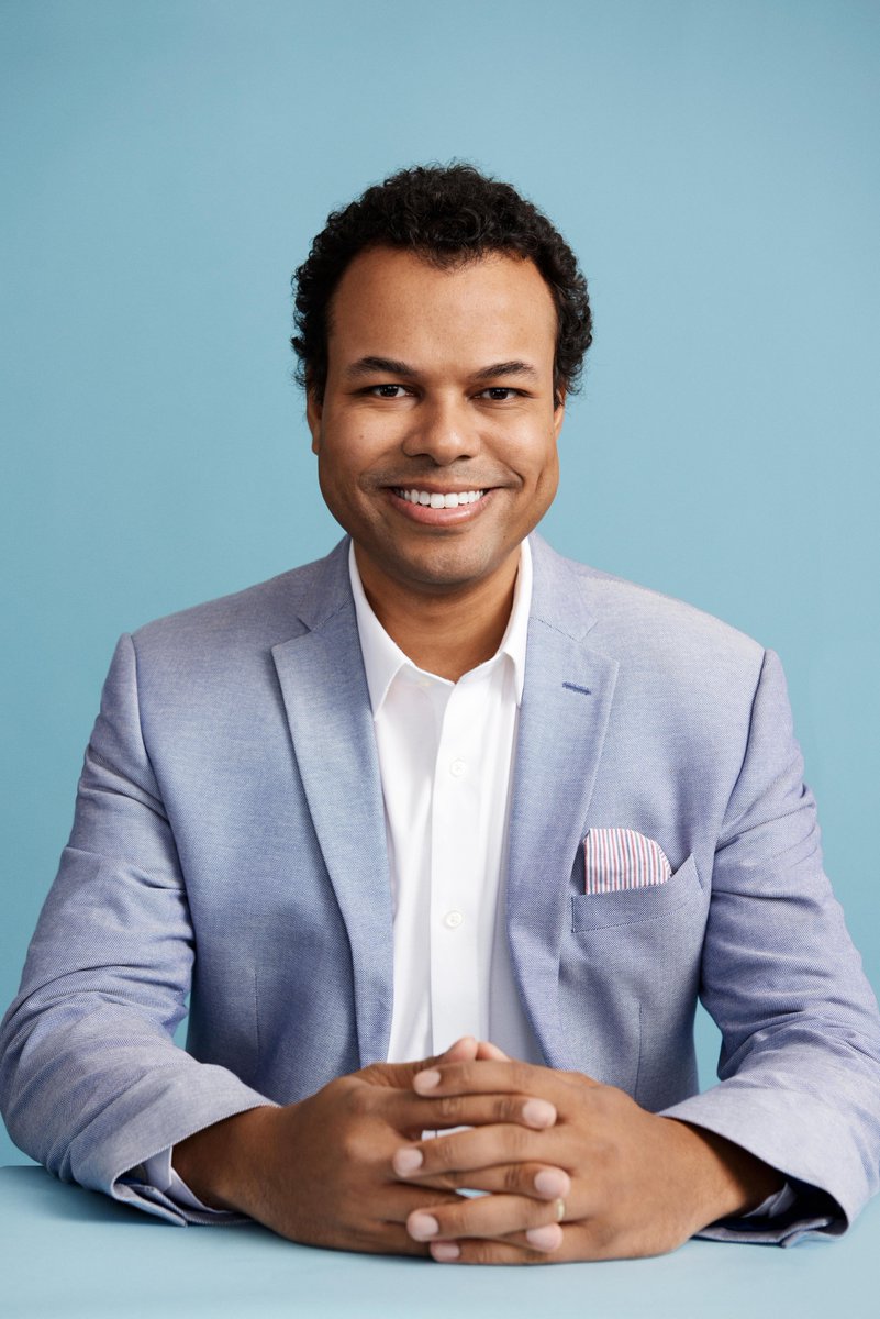 jthannah7's tweet photo. Amazing! @SamuelRBright, CPEO of @Upwork, is recognized by both @SavoyNetwork’s 2022 Most Influential Black Executives in Corporate America and @SIAnalysts 40 Under 40 List. 🎉🥳

https://t.co/JY9dVkLgfa https://t.co/COTWDmA75f