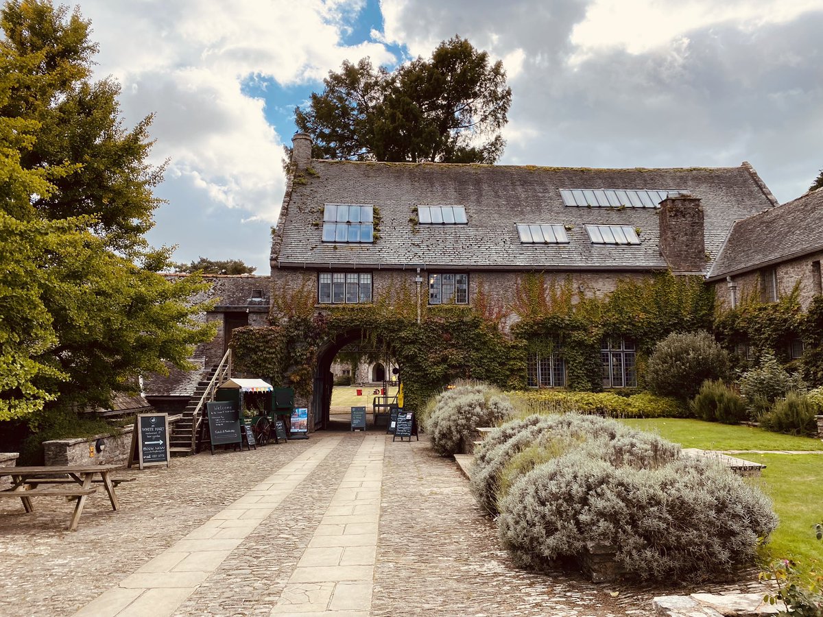 traceyherald's tweet photo. A beautiful welcome to @DartingtonTrust - excited to dive into the long time with @saltsea and Pat McCabe #timetraveller #timefulness https://t.co/EsbavUIH2S