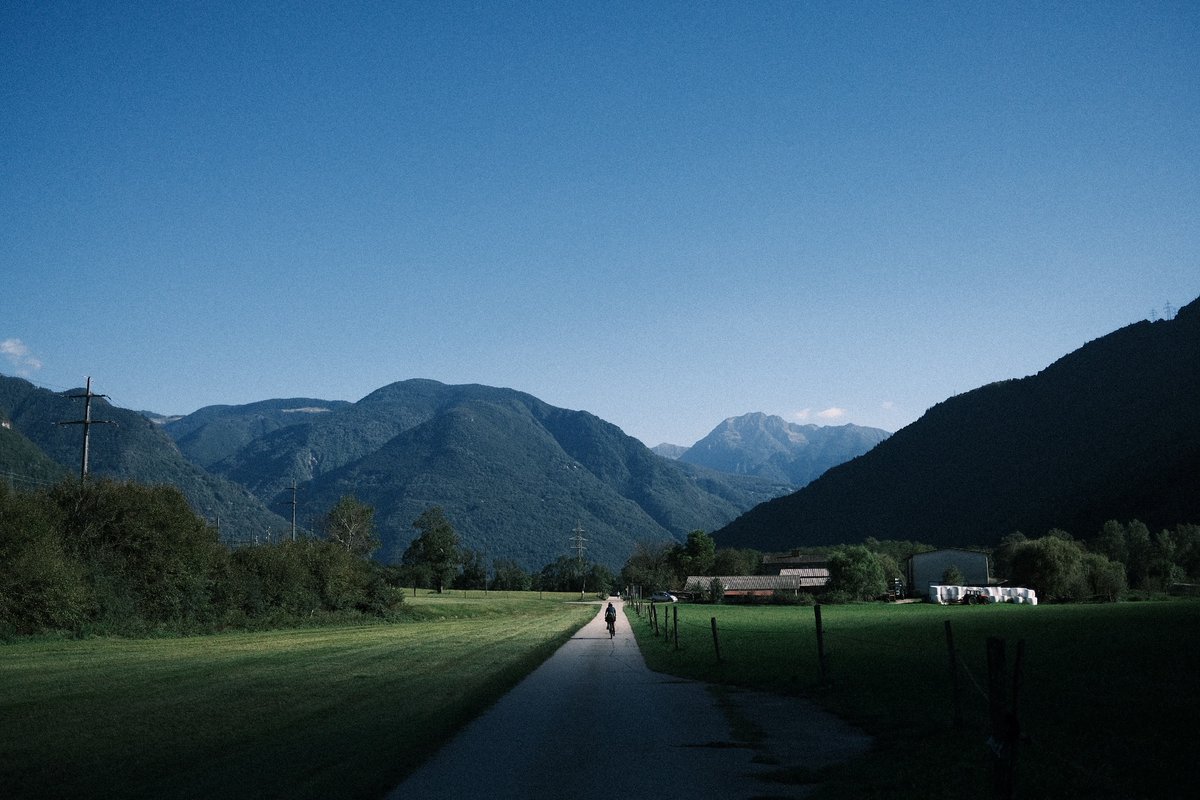 ThatMumboJumbo's tweet image. Me and Vicky cycled from our Home in England to Rome in Italy.

It was lovely (if not a bit tiring)