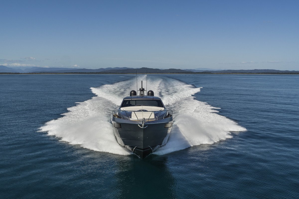 Jump on board the Pershing 6X and live it all to the max. #FerrettiGroup #KeepBuildingDreams #ProudToBeItalian 🇮🇹 #MadeInItaly bit.ly/3RfexWh