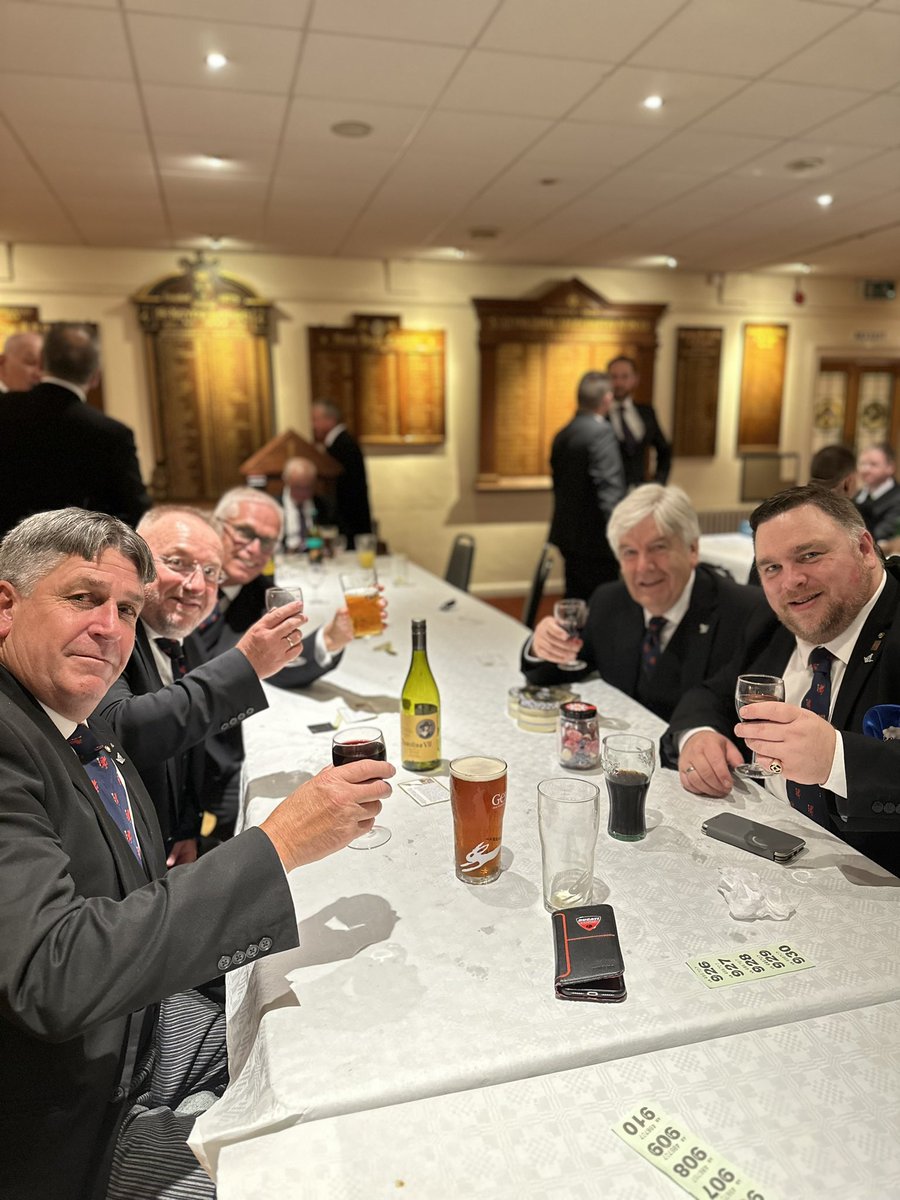 priorylodge6913's tweet photo. Sorry we aren't following more people yet, twitter will not allow us to follow more than 5001 but please follow us because once you do it eventually means we can follow you back. #Freemasons #Freemasonry https://t.co/ytrfRxblE6