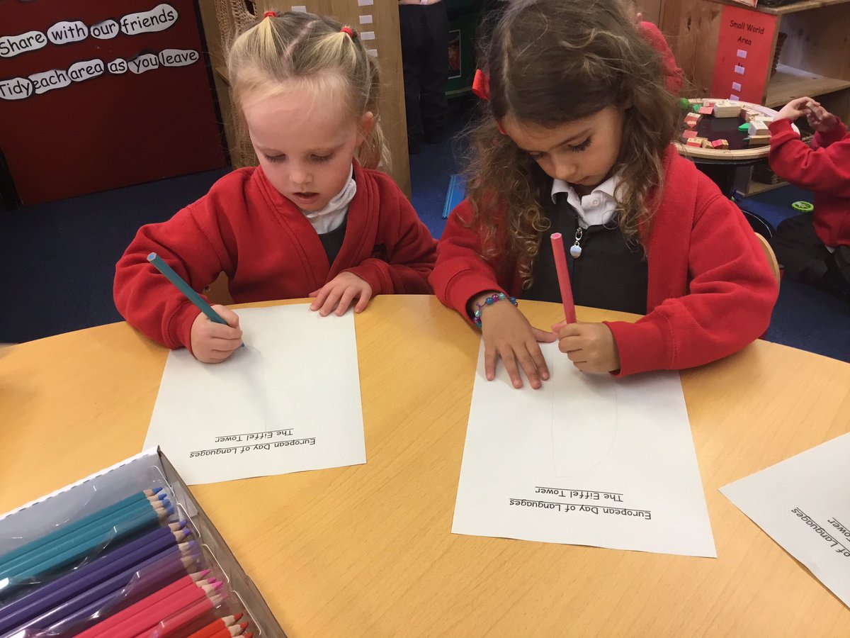 StrettonStMatts's tweet photo. For European Day of Languages, Class R enjoyed learning how to say  different colours in French.  We also learned some interesting facts about the Eiffel Tower and tried our best to draw it. 
#SSM #SSMReception #SSMUTW #SSMEuropeandayoflanguages https://t.co/uzraVYDkvm