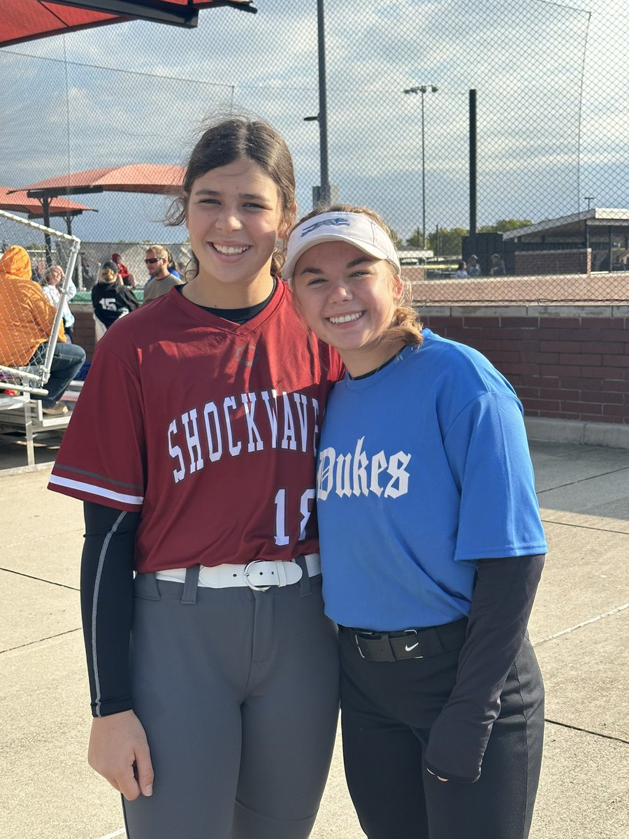 Great to see so many of the former <a href="/IndyMustangs06/">Devin Sanders</a> girls out <a href="/GrandParkSports/">Droplight Grand Park Sports Campus</a> at the Hoosier Fall Brawl supporting old teammates!  Special girls and GREAT teammates!  <a href="/aklongstreth10/">Alex Longstreth</a> <a href="/RammelEliza/">Eliza Rammel</a> <a href="/anna_caskey4/">Anna Caskey</a> <a href="/hannah_pettee/">Hannah Pettee</a> @MacieFerguson20