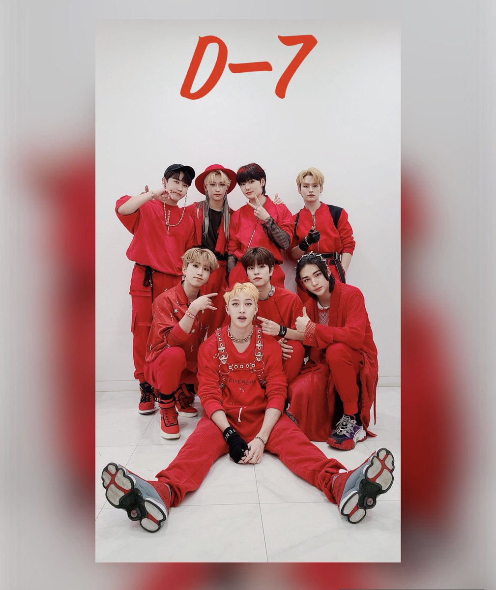 chiko_BangChan's tweet photo. BangChan생일 カウントダウン
D-7💞(ギリギリ過ぎる💦)
スキズが気になりだして初めて携帯に収めた写真♥️
多分この時は🐥⸒⸒ピリちゃんを見てた気がする🫢
この後直ぐ🐺にどっぷりハマるなんて思いもしない𐤔
#bangchanweek
#BangChan
#Day11ToMAXIDENT
#CHILL
#SUPERBOARD
#CASE143
#StrayKids https://t.co/n0pKuo248T