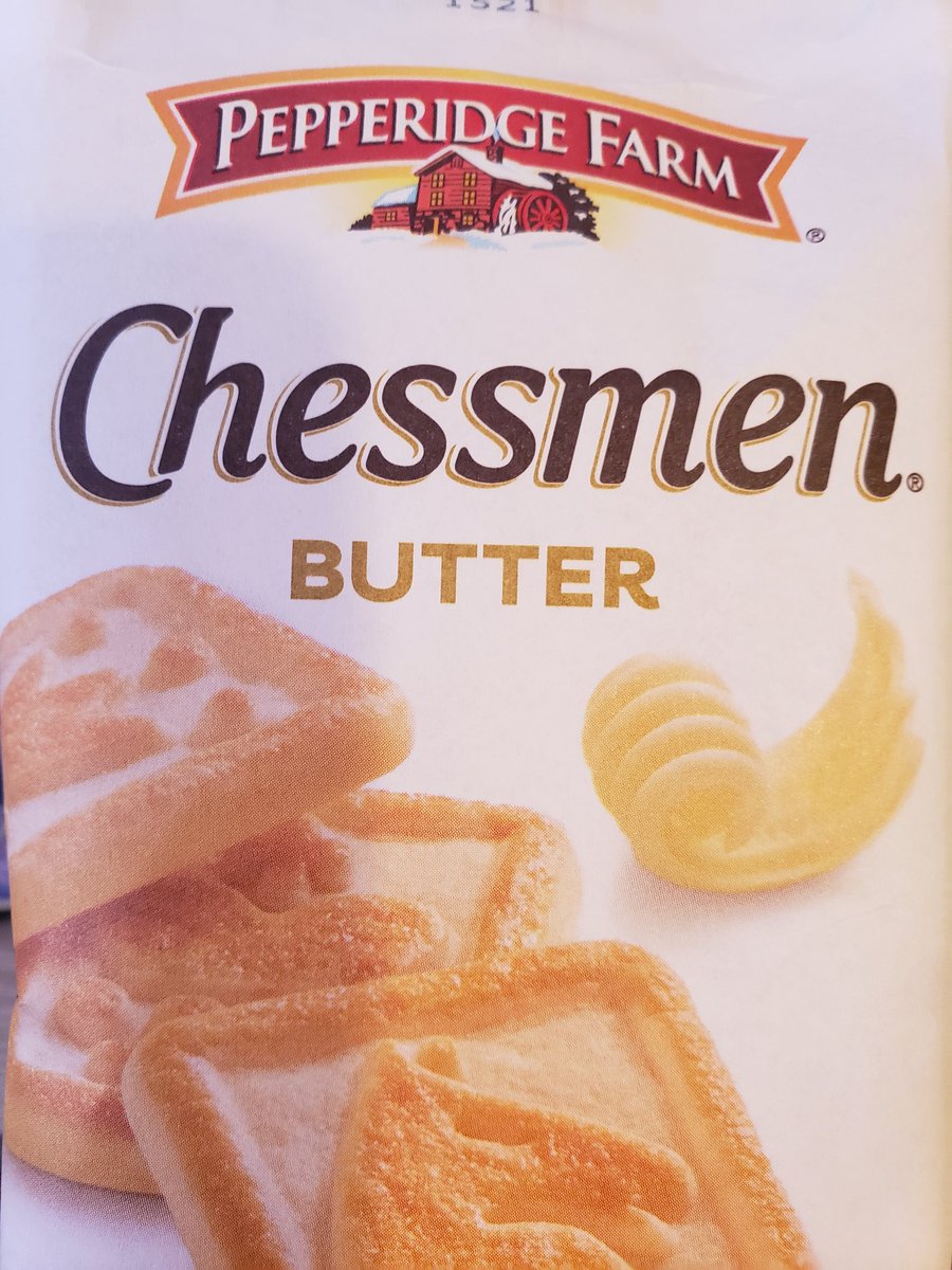 dfroggieb's tweet photo. I'm curious, has anyone ever played chess with these cookies? #chessmen @PepperidgeFarm https://t.co/HQc44eQlmO