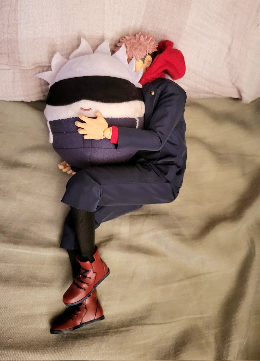 虎杖悠仁 「threezero yuuji-kun arrived this morning」|hngr @ let's stuff this boy full of fingersのイラスト
