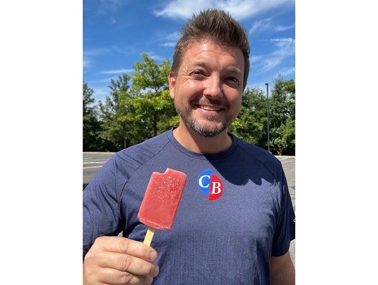ChasenBoscolo's tweet photo. To close out the summer season, we hosted a blood drive with the Anne Arundel Medical Center Blood Donor Center. A special thanks to @mmmgoodies who provided a sweet treat to our generous donors🍦
#MakingADifferenceMonday #cbcares #triallawyersthatcare https://t.co/qftjzunnlO