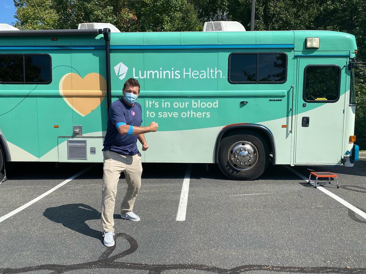 ChasenBoscolo's tweet photo. To close out the summer season, we hosted a blood drive with the Anne Arundel Medical Center Blood Donor Center. A special thanks to @mmmgoodies who provided a sweet treat to our generous donors🍦
#MakingADifferenceMonday #cbcares #triallawyersthatcare https://t.co/qftjzunnlO