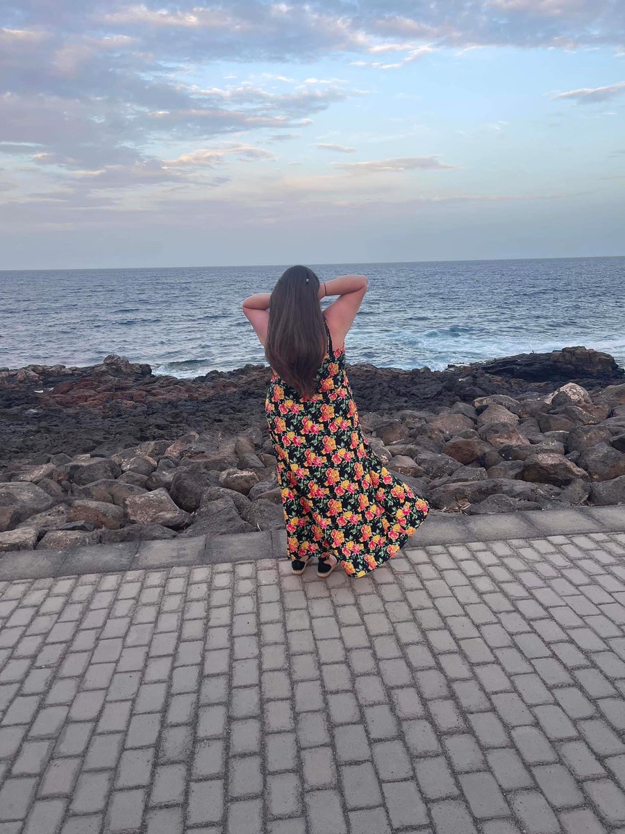 4njM95's tweet photo. Holiday blues 🌊 https://t.co/sAhM3e4lQ3