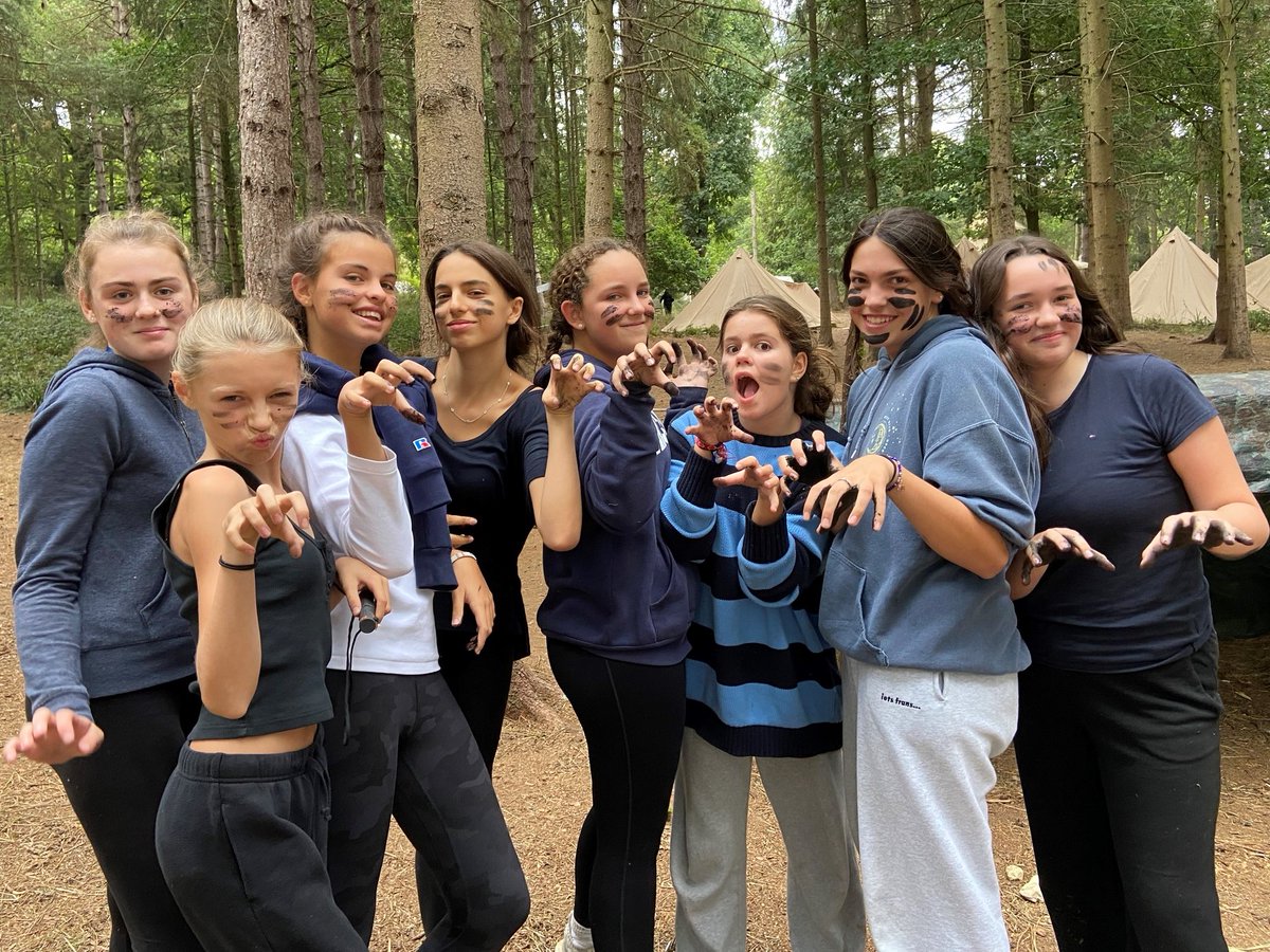 HeathfieldAscot's tweet photo. Form III experienced a unique outdoor residential at The Bushcraft Company. Together they learned survival skills in the wild and enjoyed an unforgettable back to nature experience. Thank you @BushcraftOnline
#HFBonding #HFExperientialLearning #HFFamily https://t.co/agzjVuc8cf