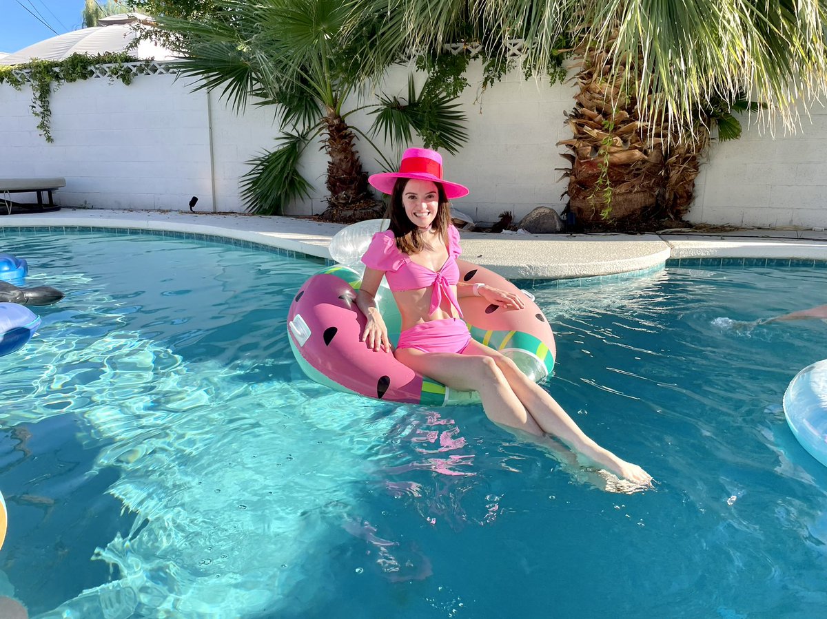 Lauren Self tweet media