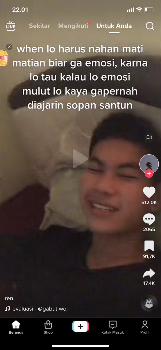 kwkwkarin's tweet photo. Jumpa ini di tiktok terus ngerasa relate 😭😭, kaya orang orang kenapa pada mancing emosi si takut bgt kalo tbtb ngeluari kata kata yang bakal bikin orang itu sakit hati 😭😭😭 https://t.co/GkLxd4Zevm
