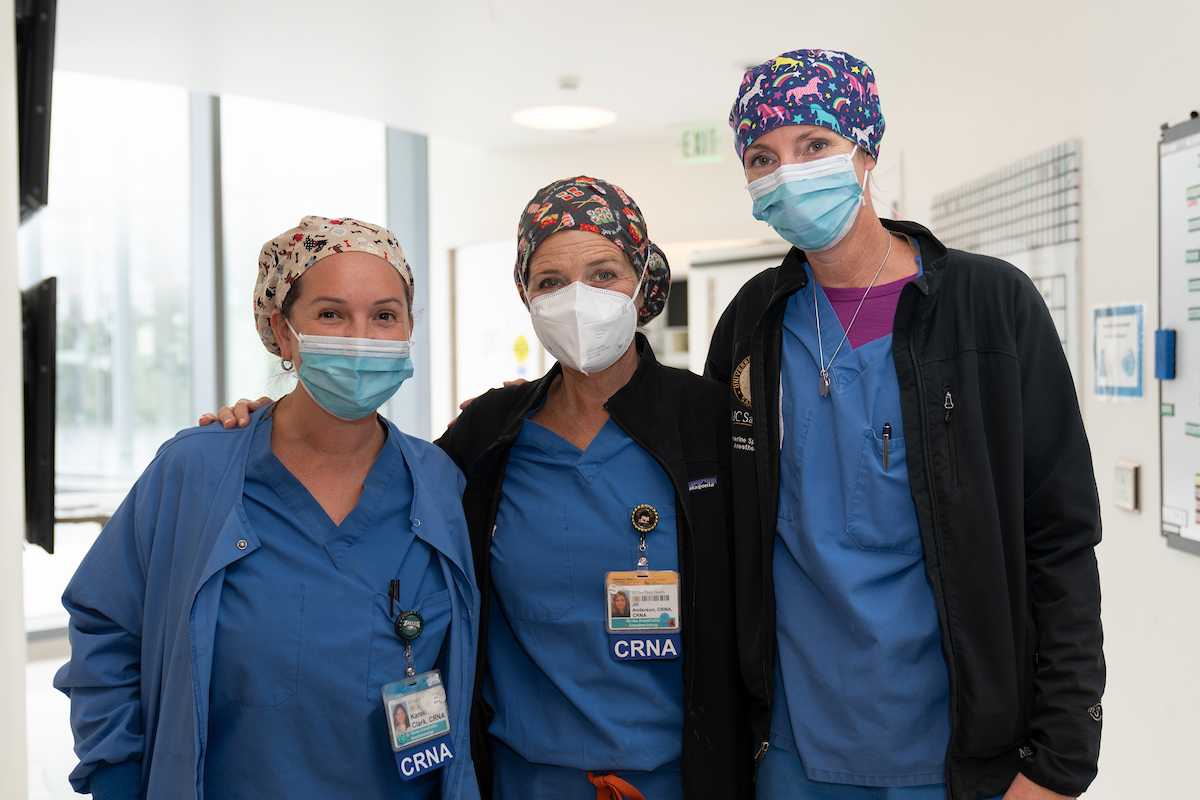 UCSDHealth's tweet photo. We're proud to support our advanced practice providers during #NationalAPPWeek. We believe health care is best delivered by a team of professionals who work in collaboration to provide excellent outcomes to our patients. Thanks to all our APPs for their inspiring dedication. https://t.co/loHZqIMv01
