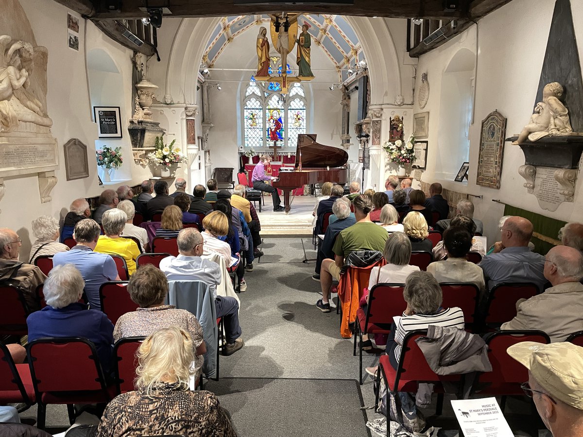 St Mary’s Perivale Chopin Festival this weekend - the largest UK piano event this Autumn.   20 superb pianists.  Free admission, no tickets.  Come along, or watch the livestream on Youtube and Vimeo.   Starts Friday 7 pm.    st-marys-perivale.org.uk/events-chopinf…