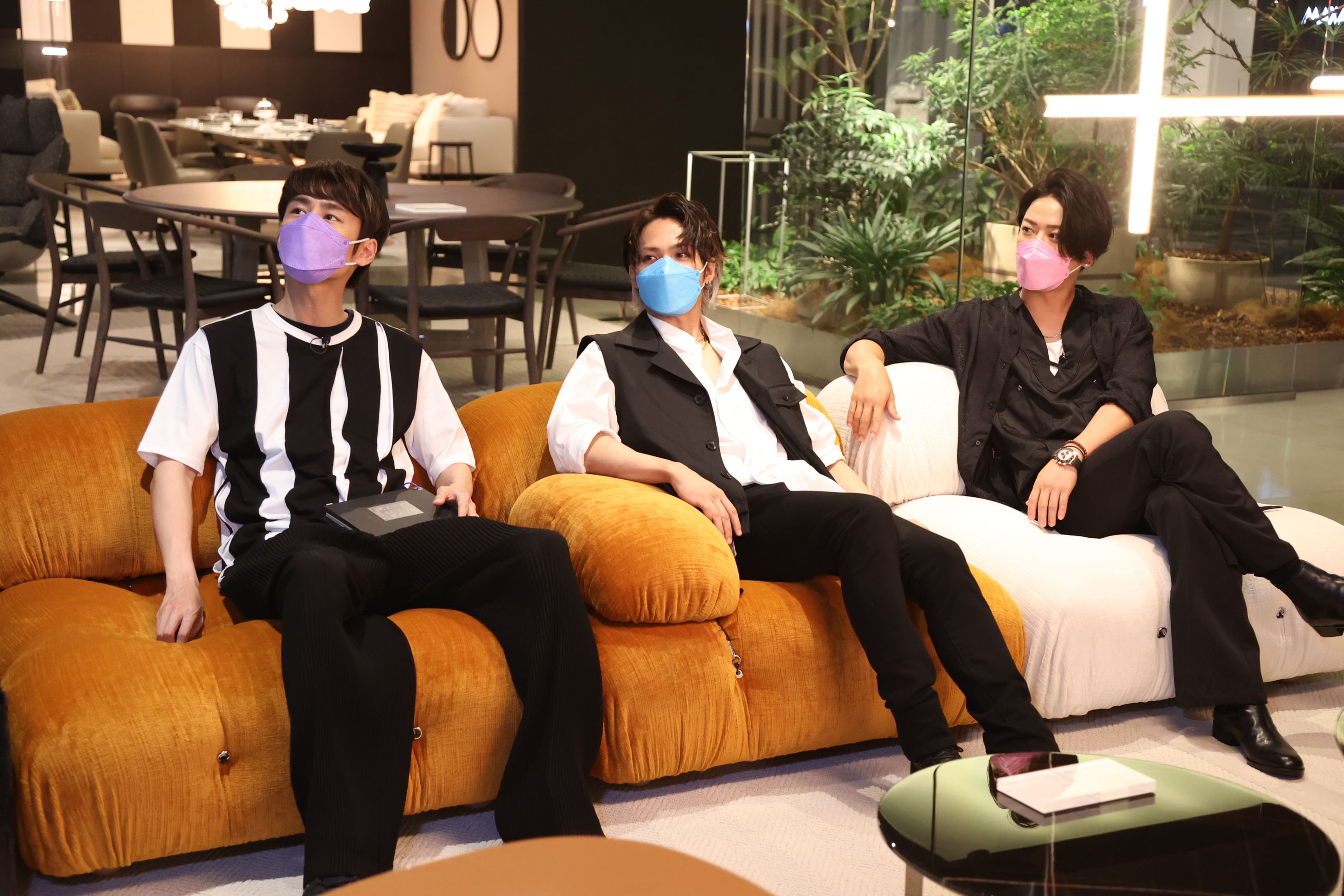 Fdlza4CagAEXNZH?format=jpg&name=4096x409