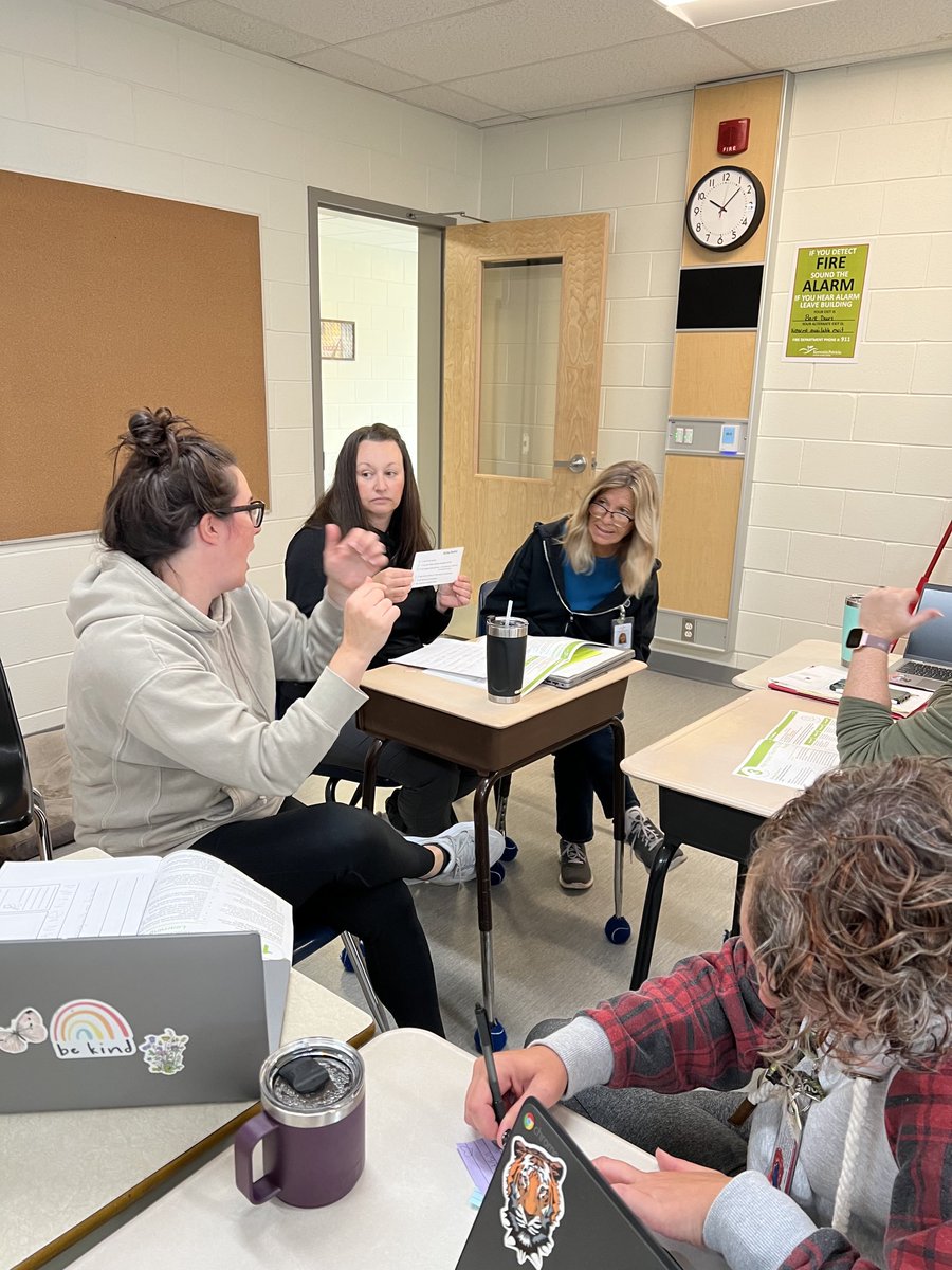 Deanna Pacheco tweet media