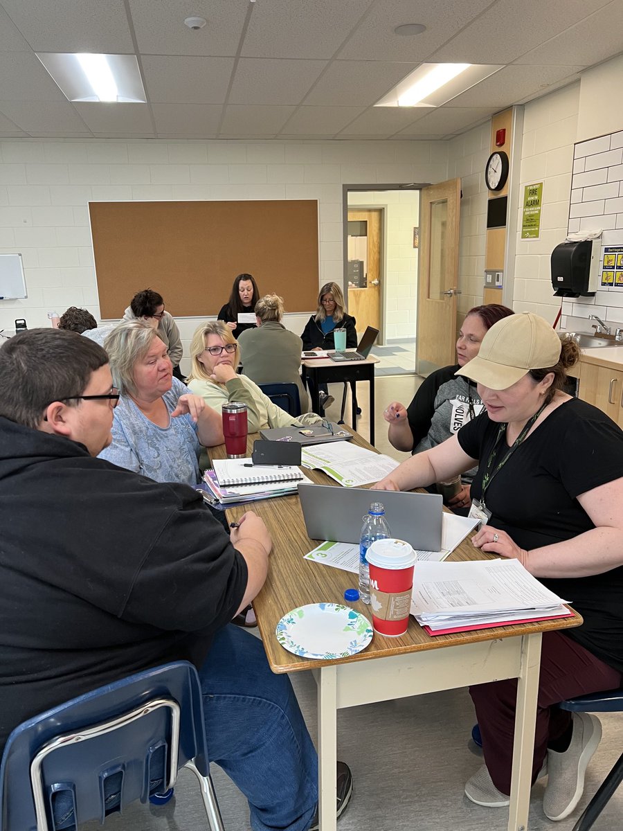 Deanna Pacheco tweet media