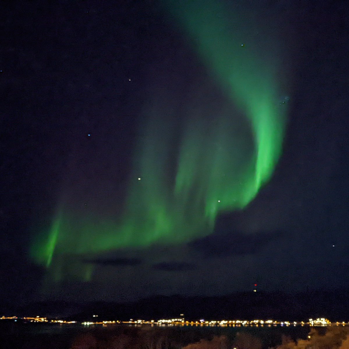 It's written in the stars: there's a new fluorescence microscopy paper coming from the Arctic University :)