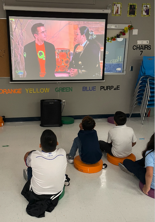 DeckerESMusic's tweet photo. We practiced good audience behavior while watching a performance of a Mariachi Band and watching an interview of a Mariachi Band Member on @Quaver_Ed @DeckerES @Manor_FA #scholarsfirst https://t.co/hmr176yzY7