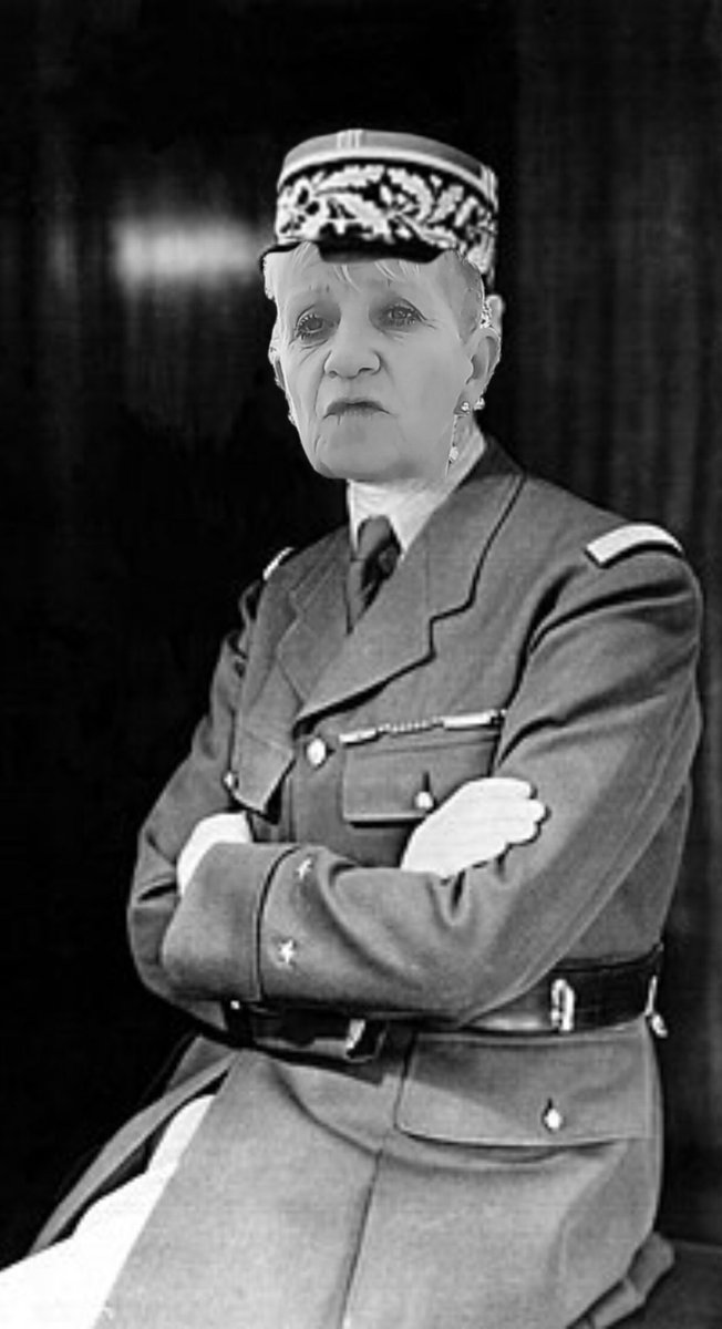 LEncul3's tweet photo. France, 1941, sauvetage du riz, n’oublions pas  #adp2022 https://t.co/U8lpolchAx