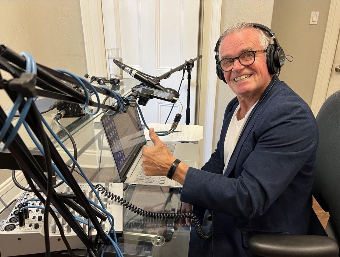 Jim, our master of ceremonies, has made the calls to all of this years Beauty’s Best Winners. We can’t wait to celebrate each of them at our live event on October 20 🎉