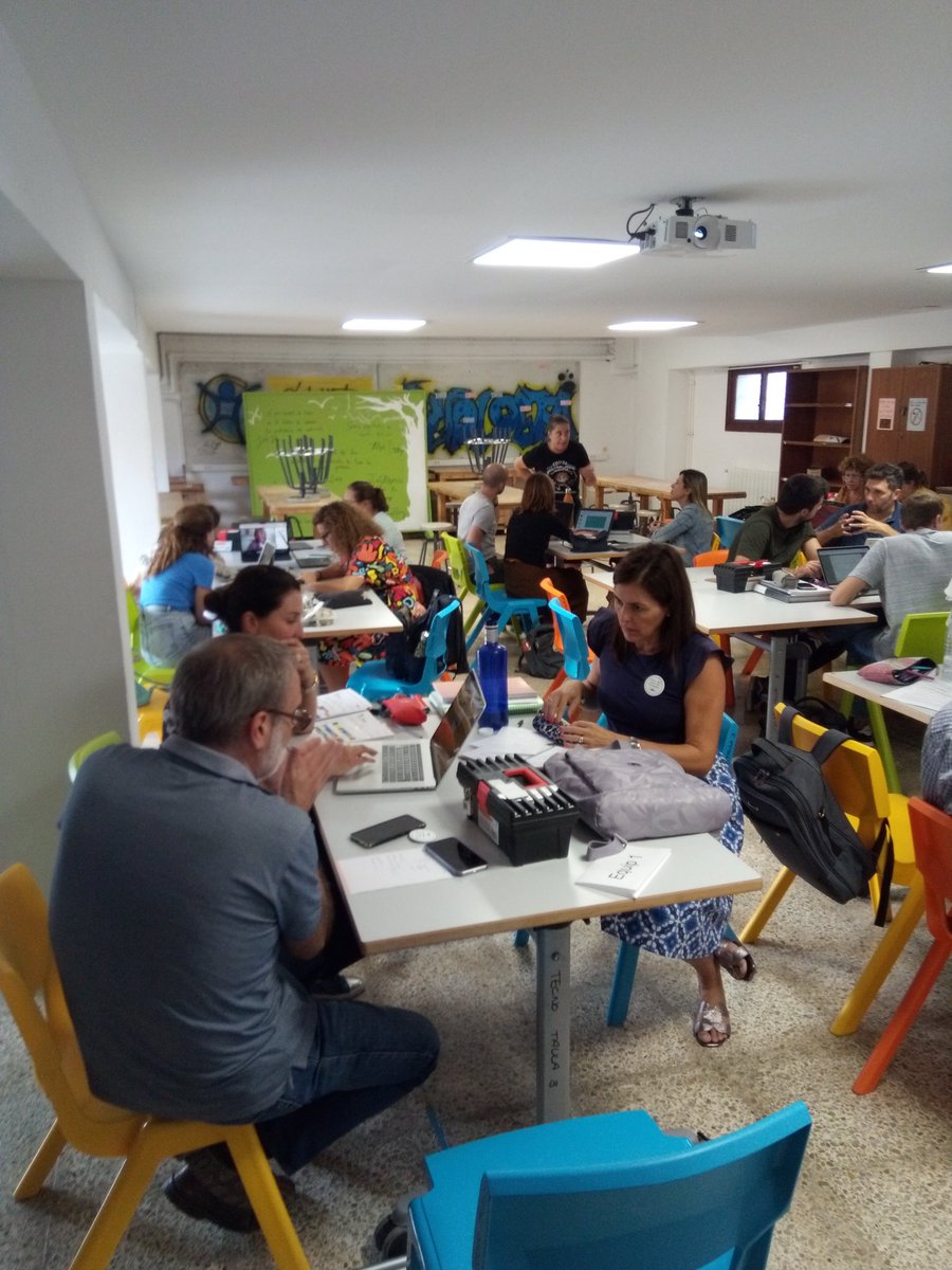 Col·legi Sant Antoni Abat tweet media