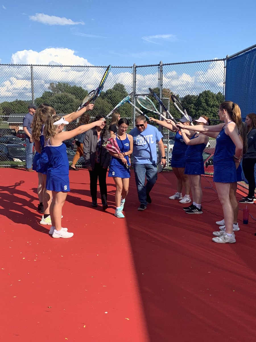 SealsAthletics's tweet photo. Congratulations to our Girls Tennis Seniors! https://t.co/G2s2Aqcv5f