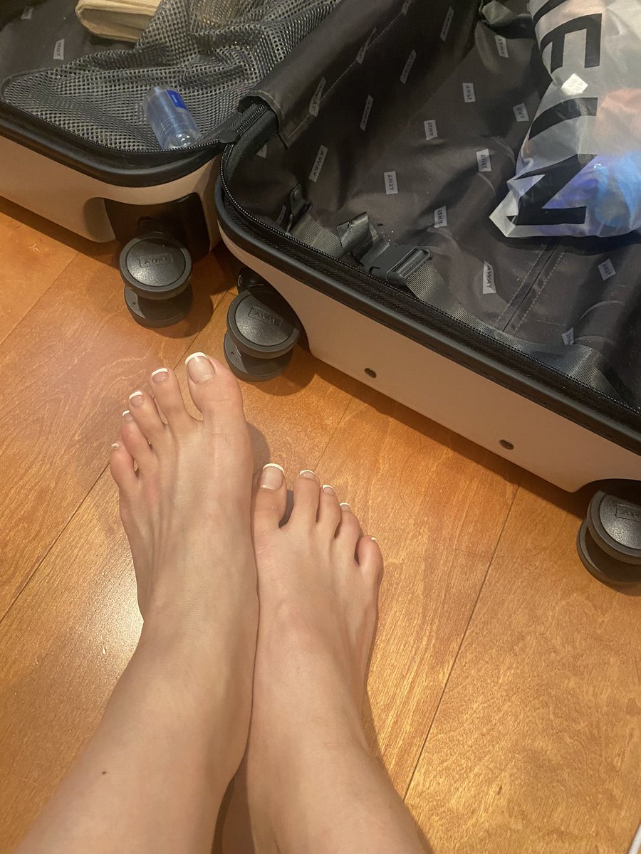 all4aria's tweet photo. Packing for my next trip. You know what to do $all4aria https://t.co/HHKQz8uZED