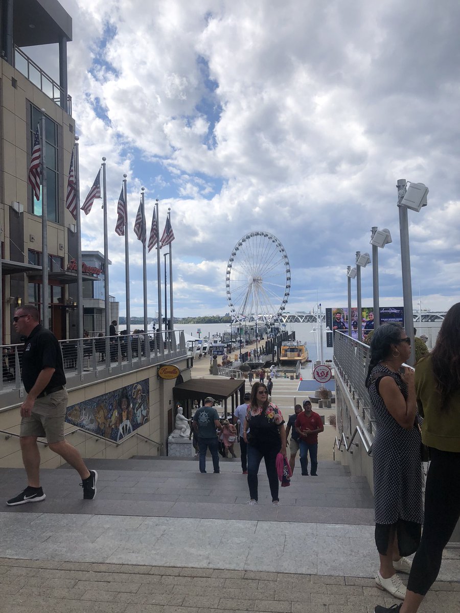 Happy to be back for @smartcityc ! Looking forward to all the sessions &amp; great insights!
#smartcities #equity #resilience