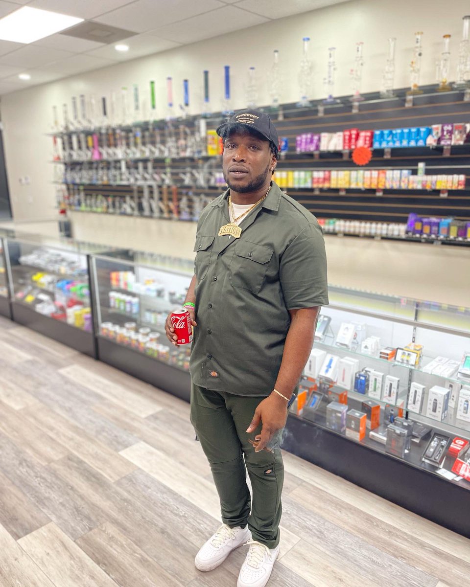 ogmasterjoc's tweet photo. You Ant Really steppin 🥾If You Ant Got Mudd On Them Shoes 🩸#3RD🌎 #freedaguys🔓  #viral #explorepage https://t.co/wPH2qwC27U
