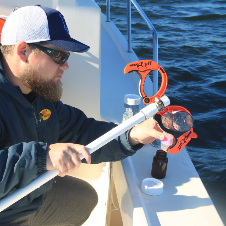 SaveTheBayRI's tweet photo. We're growing! In accordance with our '27 Strategic Plan, we are significantly increasing our staff capacity. If you share our enthusiasm for protecting &amp; improving Narragansett Bay &amp; its watershed, as well as RI’s coastal waters, see our employment opps: https://t.co/XeLGjc8afF https://t.co/YhUt1LT6Yr