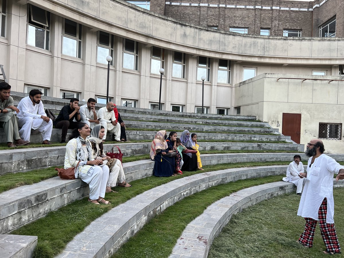 Mafkoora2020's tweet photo. Rehearsals for the Theatre #BreakingTheWall at #PNCA, sponsored by #PIPS
#Mafkoora #Gatha
#EvolvingTheNation https://t.co/kqHqsNCSd9