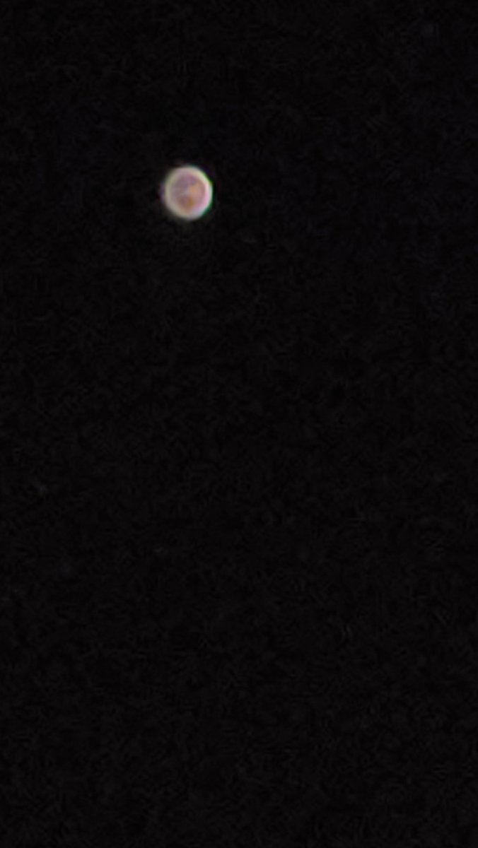keeshpal's tweet photo. Best I could do in capturing Jupiter on my phone!! 🌟🌙 .... And thanks to Eskom and loadshedding, I at least got an awesome and clear view of the night sky tonight!!👌💯 #Jupiter #Loadshedding #nolightpollution https://t.co/q24d1M8U4g
