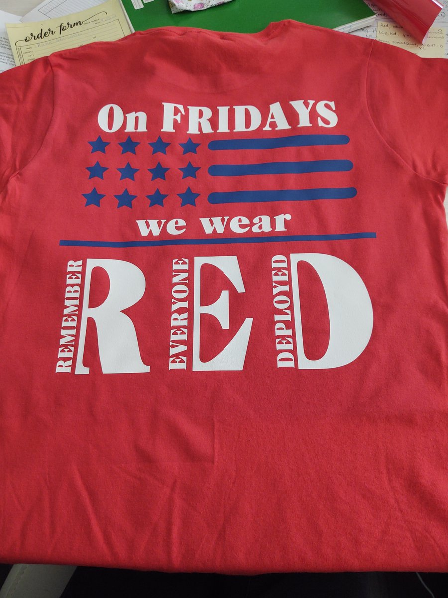 EllirueDesigns's tweet photo. Support our #deployed #military!

Tees start at only $10 +tax. Message me to order!

#EllirueDesigns #deployment #army #nationalguard #marines #navy #coastguard #airforce #yellowribbon #RememberEveryoneDeployed #WeWearRed #armywife #smallbusiness #SupportOurTroops https://t.co/iWxvlY5iLY
