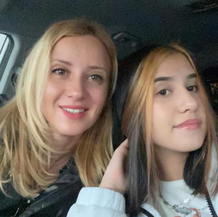 zStefxnV2's tweet photo. @VladutYanis @Allessiia14 Asa mama asa fica https://t.co/2TmyBSWmWA
