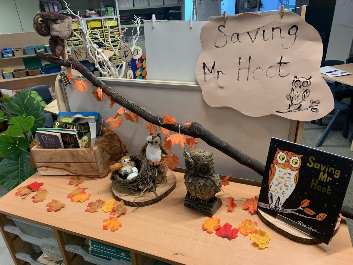 Welcoming autumn and some of our favourite seasonal books into our provision this week.lots of opportunities for talk, investigation, imaginative play, art work, story telling and much more. #eyfs #autumn #continualprovision