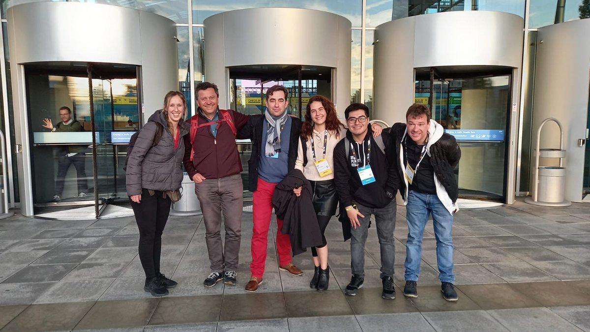 AHKChile's tweet photo. 👏Ya se encuentran las startups nacionales ganadoras del Energy Challenge Chile presentando sus innovaciones en el mercado alemán de la mano del principal festival de emprendimiento de Europa, @bitsandpretzels. Hoy fue el turno del Pitch de Splight en el Green Stage 👏 https://t.co/ze8aV5TlfQ