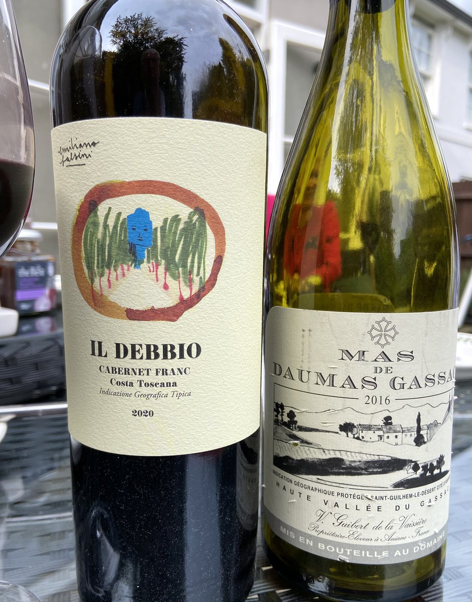 A good end to #AlFresco season 😎 with two wonderful big wines from <a href="/WaudWines/">Waud Wines</a> - Il Debbio from <a href="/efalsini/">Emiliano Falsini</a> 🇮🇹 #supertuscan &amp; #DaumasGassac @DaumasGassac 🇫🇷 lafite of the Languedoc! <a href="/Gaetano87FI/">Gaetano d'Afflitto</a> <a href="/WineTweeters/">Wine Tweeters</a> <a href="/winewankers/">The Wine Wankers 🍾🤛🎉🥂</a> <a href="/timatkin/">Tim Atkin</a> <a href="/Masterofwhine/">Kate Masterofwhine</a> <a href="/mastersofwine/">Masters of Wine</a> <a href="/JancisRobinson/">Jancis Robinson</a>