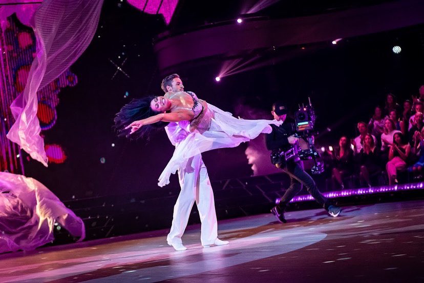 Anggun_Cipta's tweet photo. Quelques souvenirs du dernier prime avec mon @AdrienCabyoff 🤩💕
Merci pour tous vos messages encourageants ! 

#DALS / @DALS_TF1 

📸 @PixelinePhoto_ https://t.co/Y1mGd1IqTZ